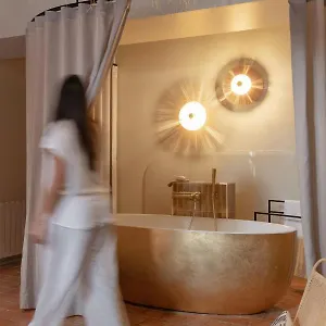  Hotel Mihotel Tour Rose France